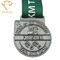 ميداليات جائزة رياضية فضية منقوشة حسب الطلب مع حبل قصير